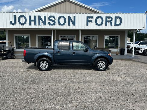 Used 2019 Nissan Frontier SV AWD/4WD image 1