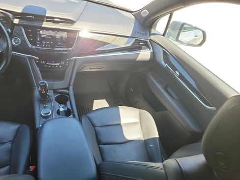 Used 2023 Cadillac XT6 Premium Luxury w/ Technology Package AWD/4WD image 24