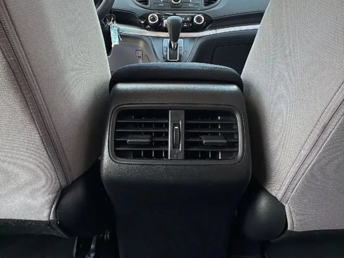 Used 2015 Honda CR-V LX image 14