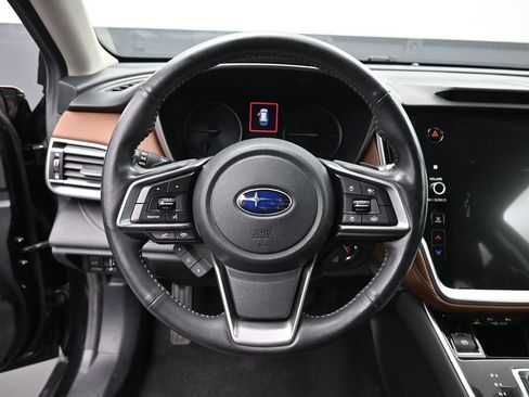 Used 2020 Subaru Outback Touring AWD/4WD image 16