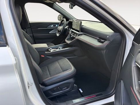 New 2026 Ford Explorer ST w/ Sun And Sound Package image 15