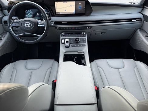 Used 2023 Hyundai Palisade SEL FWD image 13