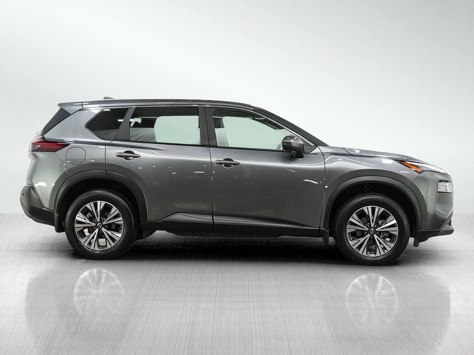 Used 2023 Nissan Rogue SV AWD/4WD image 7