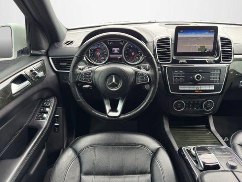 Used 2019 Mercedes-Benz GLS 450 GLS 450 4MATIC Sport Utility 4 image 15