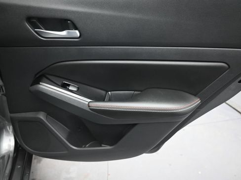 Used 2023 Nissan Altima 2.0 SR FWD image 27