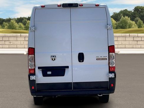 Used 2018 RAM ProMaster 3500 FWD image 4