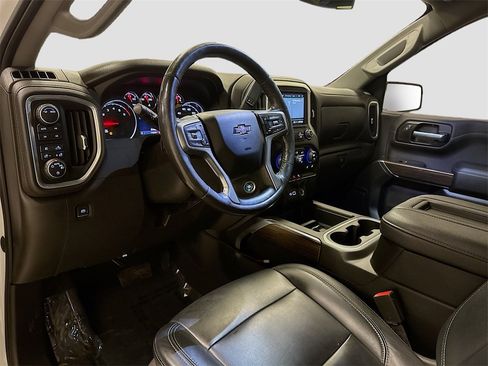 Used 2021 Chevrolet Silverado 1500 LT Trail Boss w/ Bed Protection Package image 10