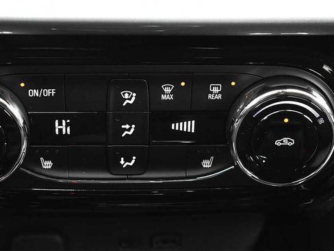 New 2026 Chevrolet Trax LT w/ LT Convenience Package image 18