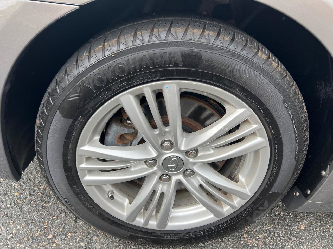 Used 2013 INFINITI G37 x Sedan w/ Premium Pkg AWD/4WD image 32