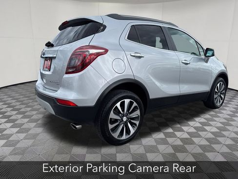 Certified 2022 Buick Encore Preferred AWD/4WD image 5