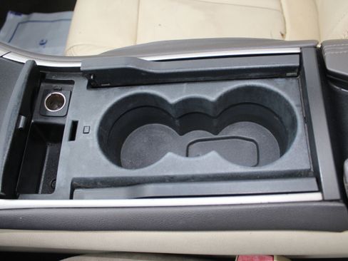 Used 2013 Lincoln MKZ Base image 36