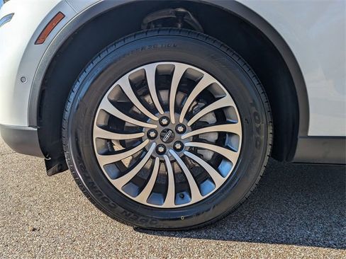 Certified 2022 Lincoln Aviator Reserve image 10