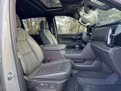 Used 2024 GMC Sierra 1500 AT4X AWD/4WD image 28
