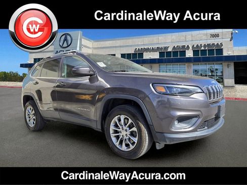 Used 2019 Jeep Cherokee Latitude Plus w/ Comfort/Convenience Group AWD/4WD image 1