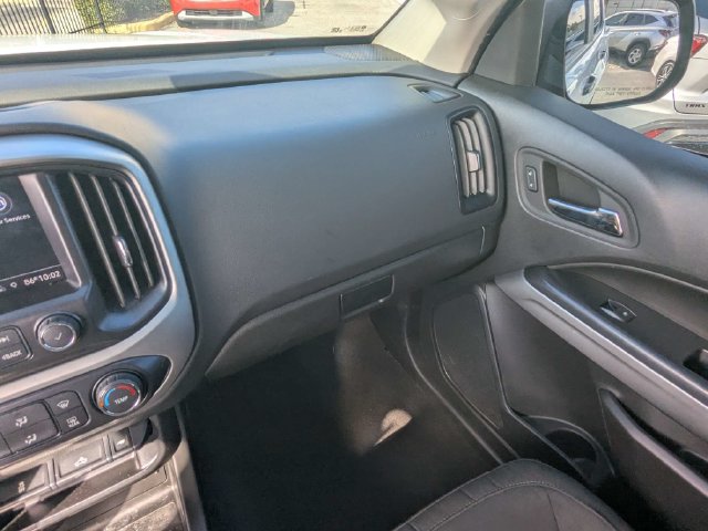 Used 2022 Chevrolet Colorado LT w/ Redline Special Edition RWD image 17