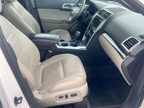 Used 2013 Ford Explorer Limited image 28