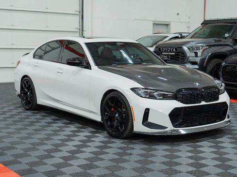Used 2025 BMW M340i xDrive AWD/4WD image 13