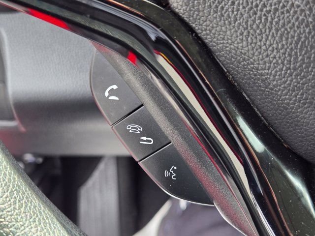 Used 2018 Honda HR-V LX image 25