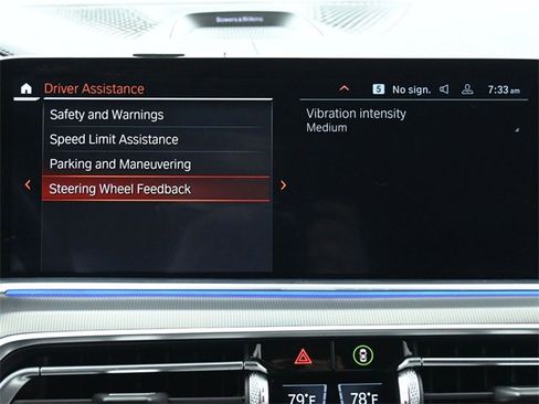 Used 2020 BMW X6 M50i w/ Executive Package image 37