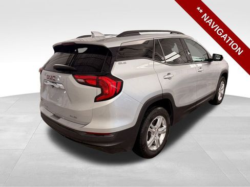 Used 2018 GMC Terrain SLE w/ Driver Convenience Package image 7