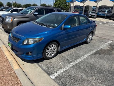 Used 2010 Toyota Corolla S FWD image 2
