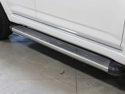 Used 2012 Toyota 4Runner Limited image 13