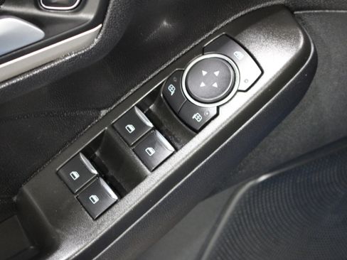 Used 2021 Ford Escape SE w/ Convenience Package FWD image 7