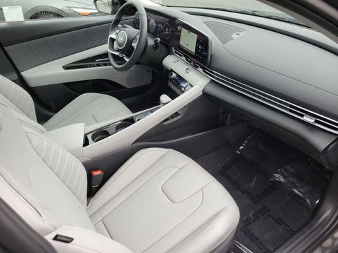 New 2026 Hyundai Elantra Limited FWD image 16