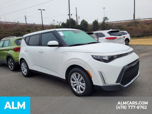 Used 2024 Kia Soul LX image 22