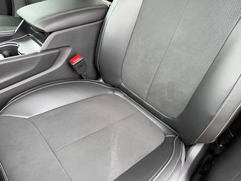 New 2026 Jeep Grand Cherokee Altitude AWD/4WD image 32