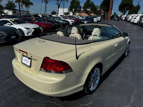 Used 2009 Volvo C70 T5 FWD image 5