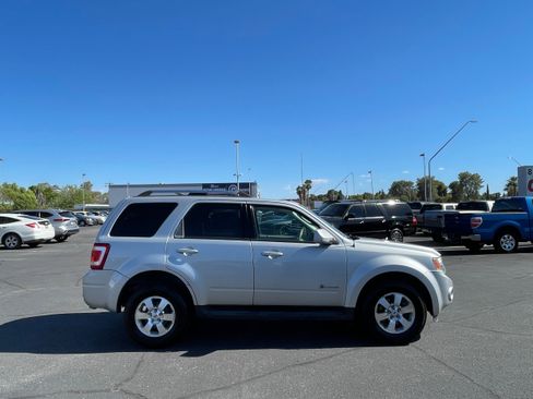 Used 2009 Ford Escape 2WD Hybrid image 6