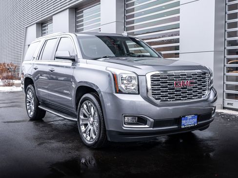 Used 2018 GMC Yukon Denali w/ Open Road Package image 2