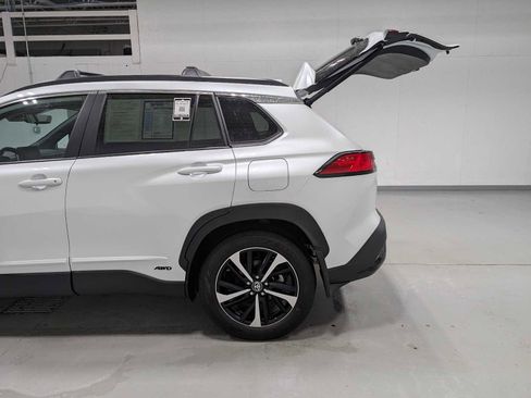 Used 2024 Toyota Corolla Cross XSE image 10