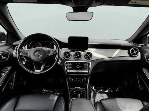 Used 2020 Mercedes-Benz GLA 250 4MATIC image 38