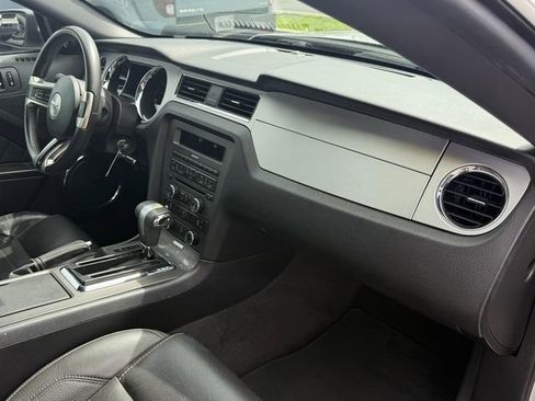 Used 2012 Ford Mustang Premium RWD image 18