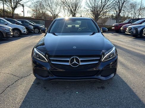 Used 2018 Mercedes-Benz C 300 4MATIC Sedan image 2