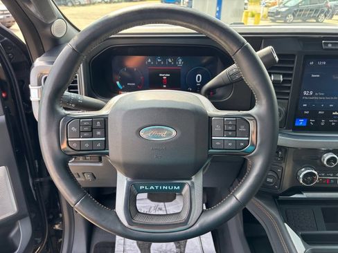 Used 2024 Ford F250 Platinum AWD/4WD image 32
