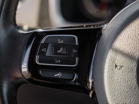 Used 2019 Volkswagen Beetle 2.0T Final Edition SEL image 30