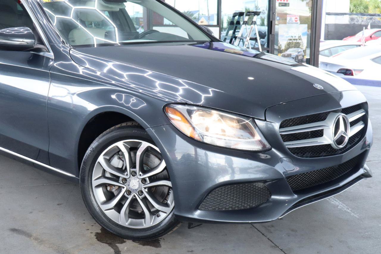 Used 2016 Mercedes-Benz C 300 4MATIC Sedan image 2