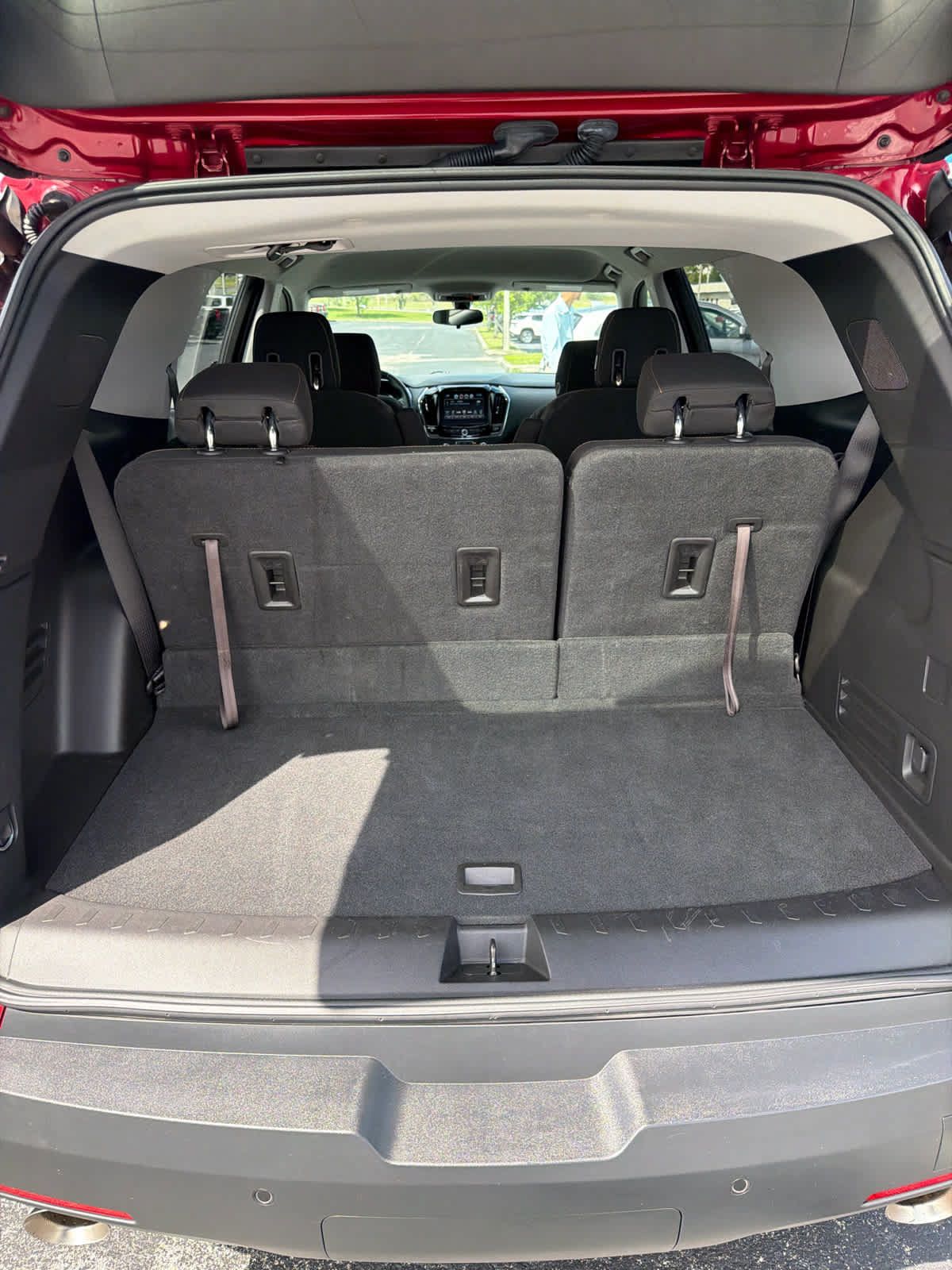 Used 2018 Chevrolet Traverse LT FWD image 25