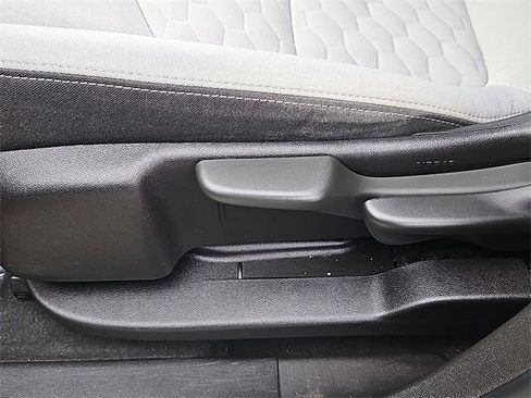 Used 2018 Chevrolet Equinox LS w/ LPO, Cargo Package image 19