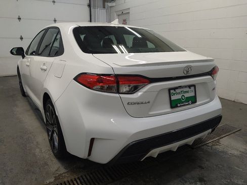 Used 2020 Toyota Corolla SE FWD image 5