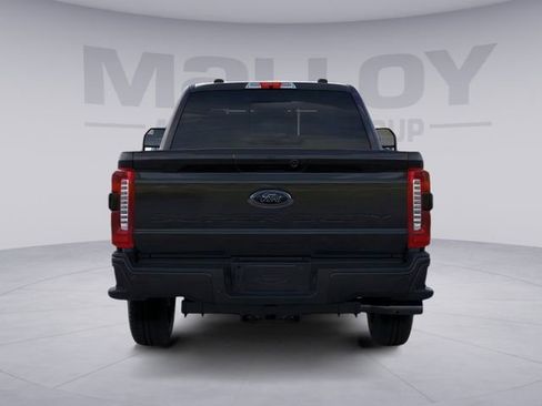 New 2026 Ford F250 Lariat w/ Black Appearance Package image 28