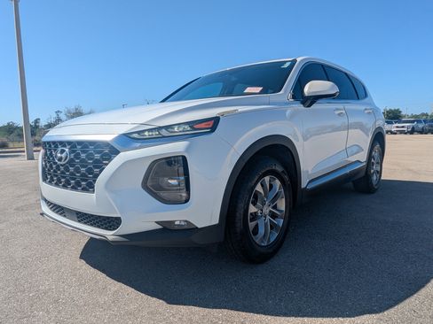 Used 2019 Hyundai Santa Fe SEL FWD image 9