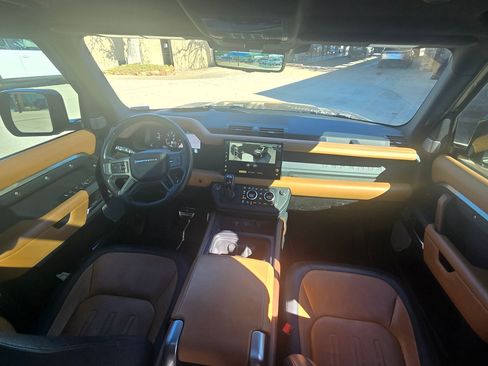 Certified 2023 Land Rover Defender 130 X image 15