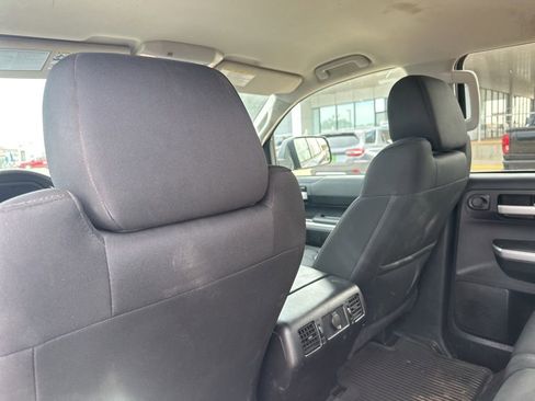 Used 2014 Toyota Tundra SR5 w/ TRD Off Road Package image 22