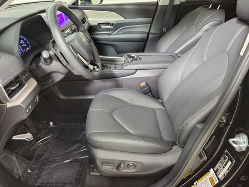 Used 2026 Toyota Grand Highlander AWD image 20