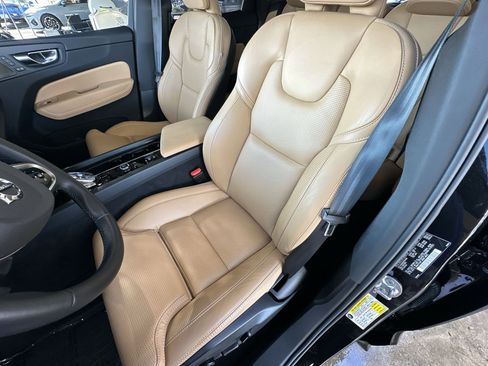 Used 2024 Volvo XC60 T8 Ultimate w/ Protection Package Premier image 13