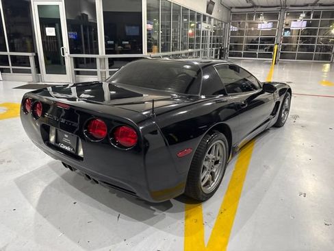 Used 2003 Chevrolet Corvette Z06 w/ Memory Package, 3 Drivers RWD image 8